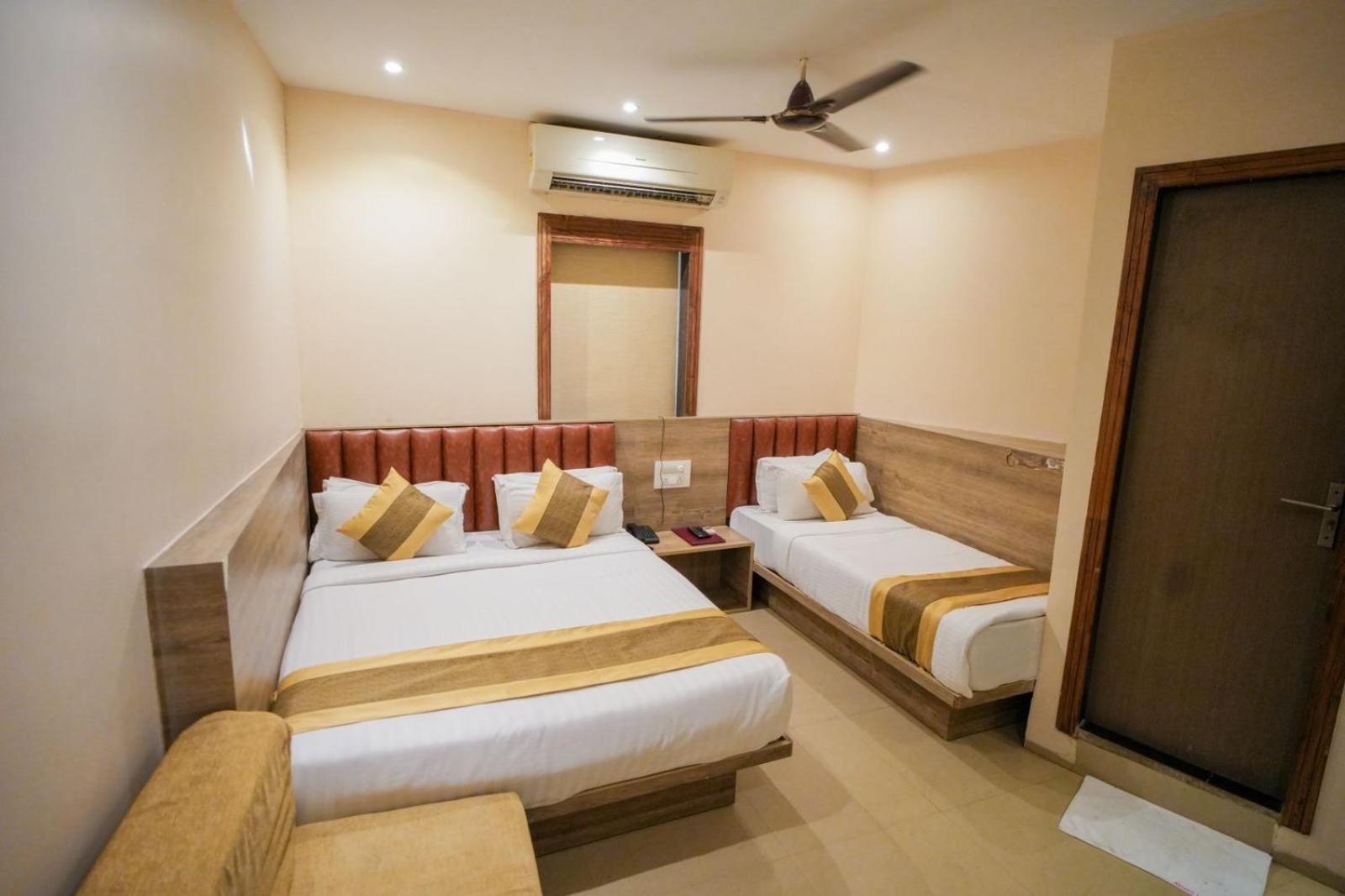 Hotel Skylink Hospitality Next To Amber Imperial Bombay Exterior foto